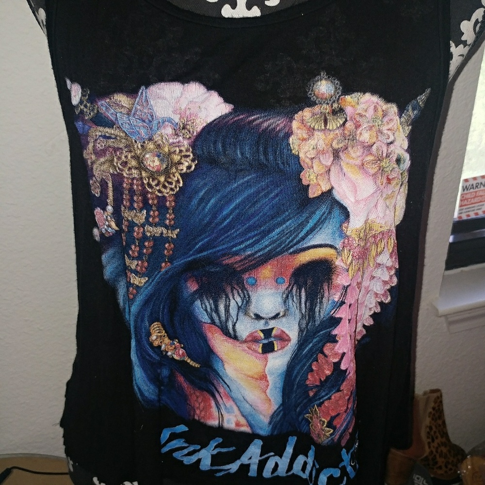 Ink Addict • Rare HTF Graphic Black Open Flutter Back Geisha Girl Tank Top XS